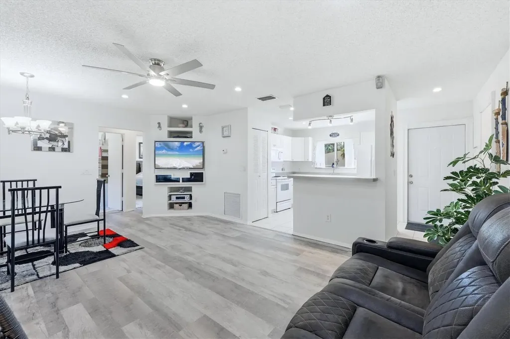 4044 S Salford Boulevard North Port FL 34287