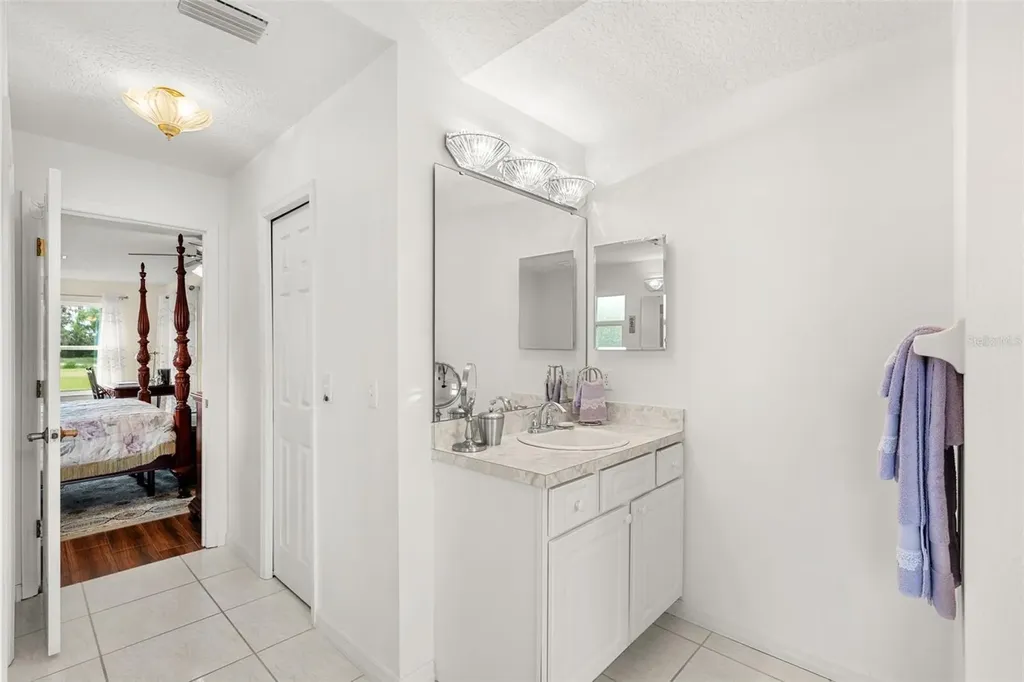 20220 Melville Street Orlando FL 32833