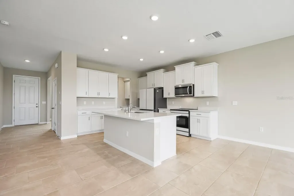 3809 Sunny Spring Street Plant City FL 33565