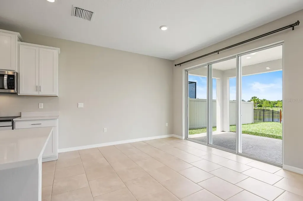 3809 Sunny Spring Street Plant City FL 33565