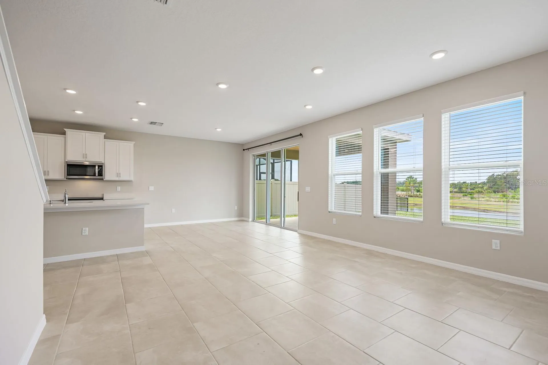 3809 Sunny Spring Street Plant City FL 33565