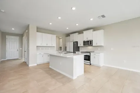 3809 Sunny Spring Street Plant City FL 33565