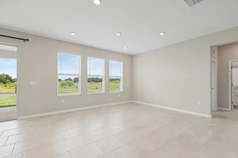 3809 Sunny Spring Street Plant City FL 33565