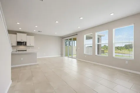 3809 Sunny Spring Street Plant City FL 33565