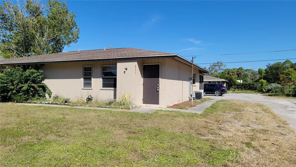 6947 Brentford Road Sarasota FL 34241