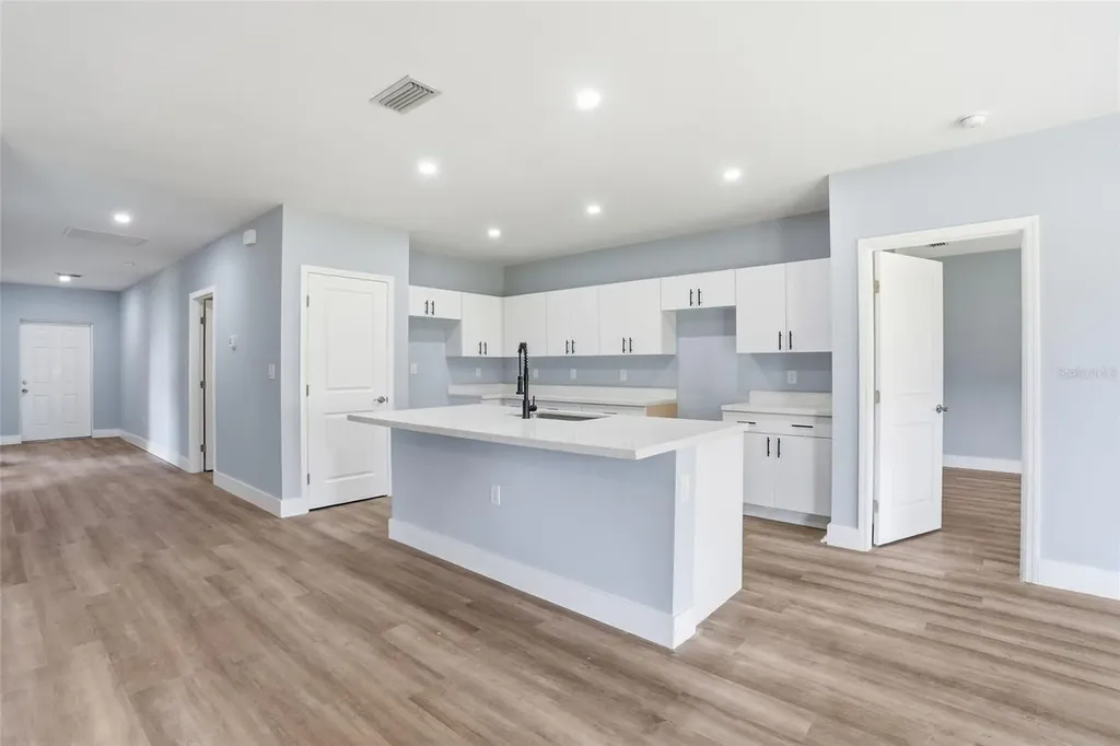 2720 NW 20th Terrace Cape Coral FL 33993