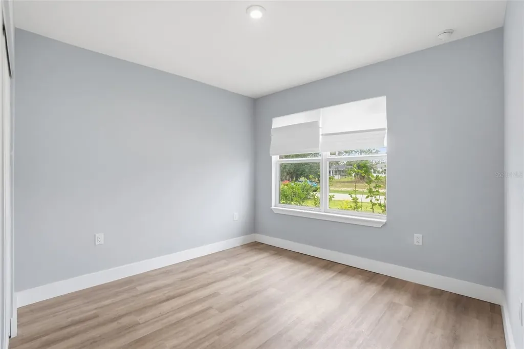 2720 NW 20th Terrace Cape Coral FL 33993