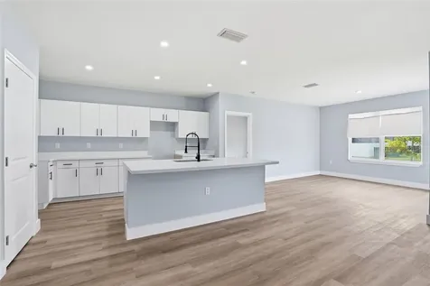 2720 NW 20th Terrace Cape Coral FL 33993