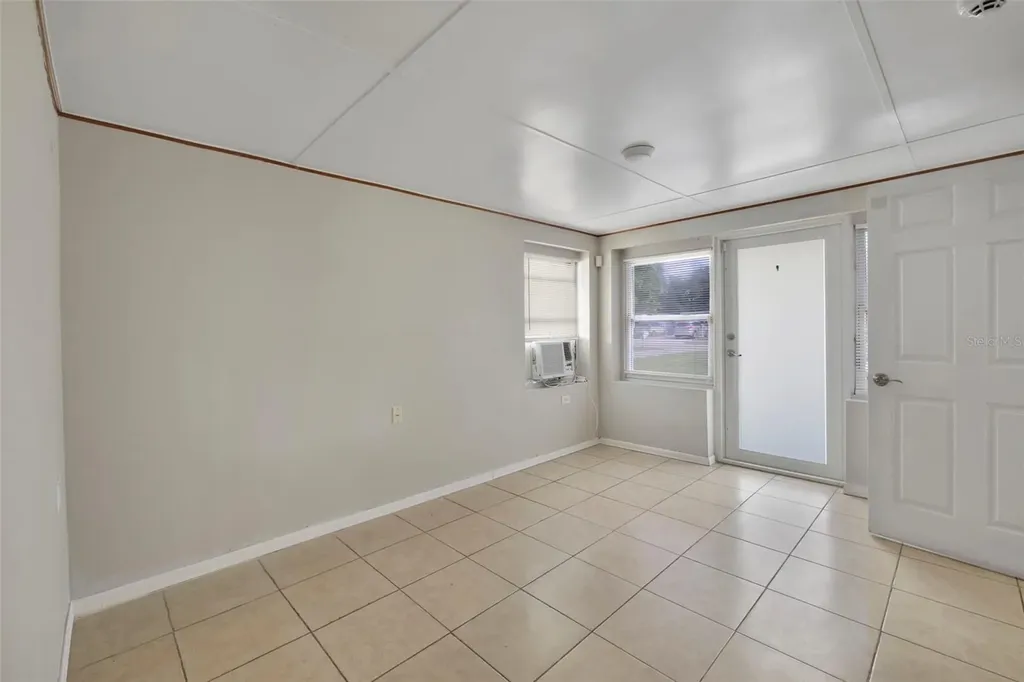 2331 W Oak Street Kissimmee FL 34741