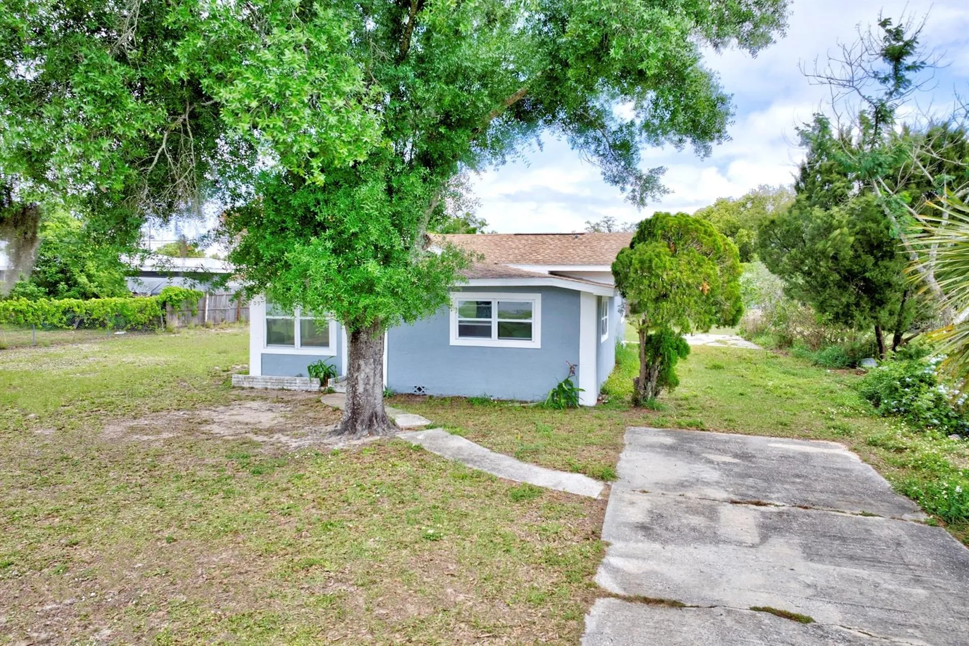 109 S Anoka Avenue Avon Park FL 33825