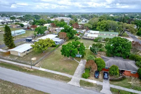 109 S Anoka Avenue Avon Park FL 33825