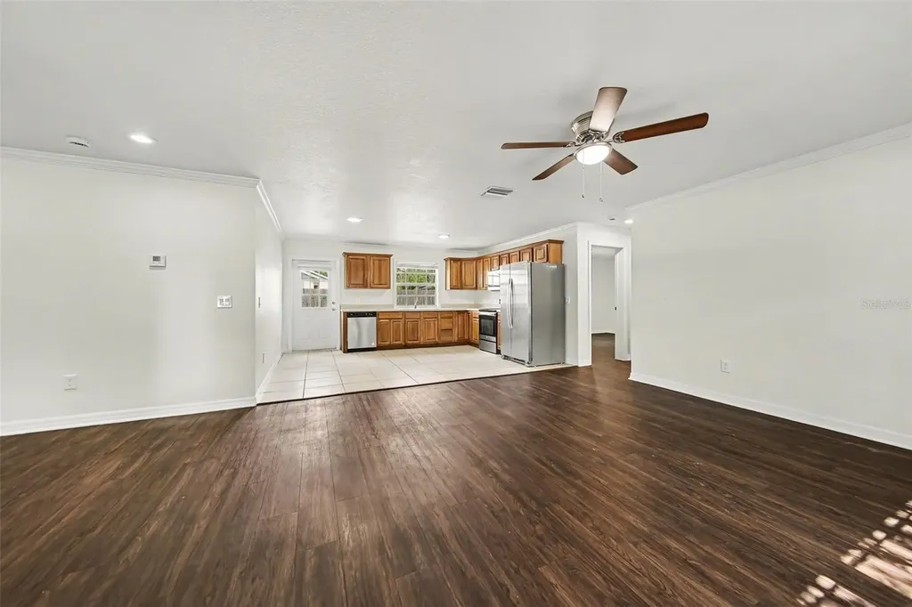 245 Oak Run Court Apopka FL 32703