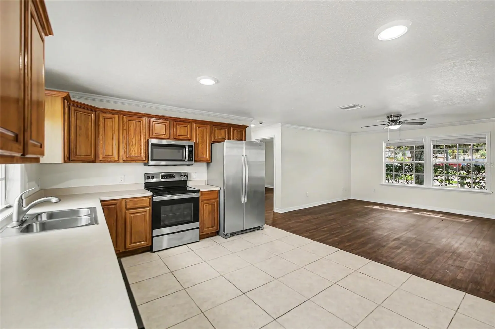 245 Oak Run Court Apopka FL 32703