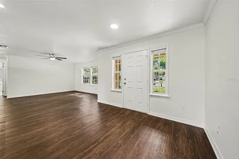 245 E Oak Run Court Apopka FL 32703