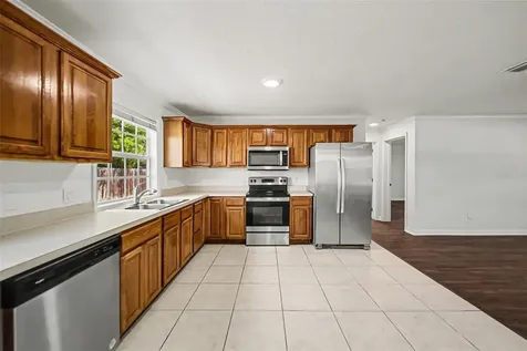 245 E Oak Run Court Apopka FL 32703