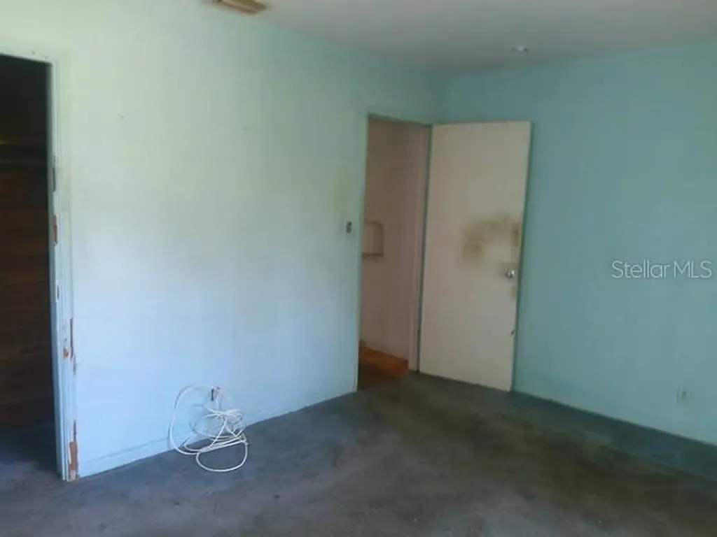 2040 22nd Avenue S St Petersburg FL 33712