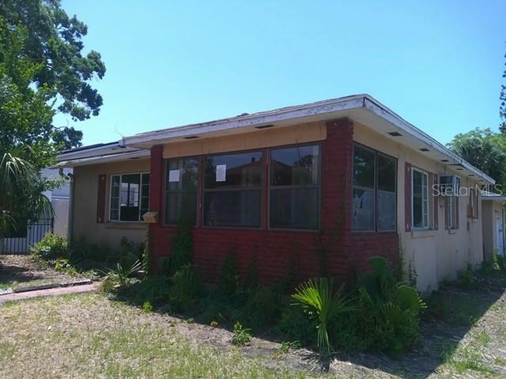 2040 22nd Avenue S St Petersburg FL 33712