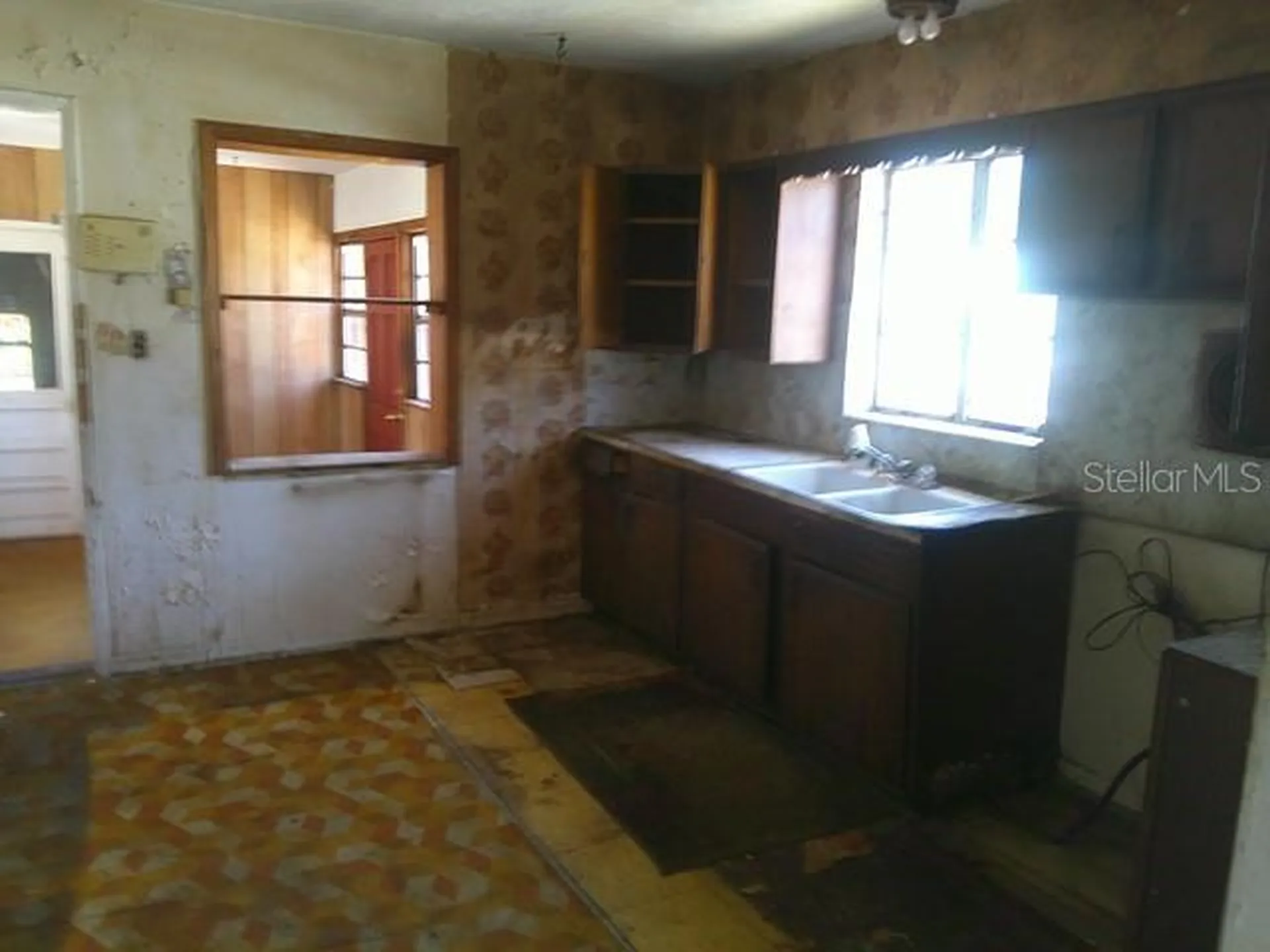 2040 22nd Avenue S St Petersburg FL 33712