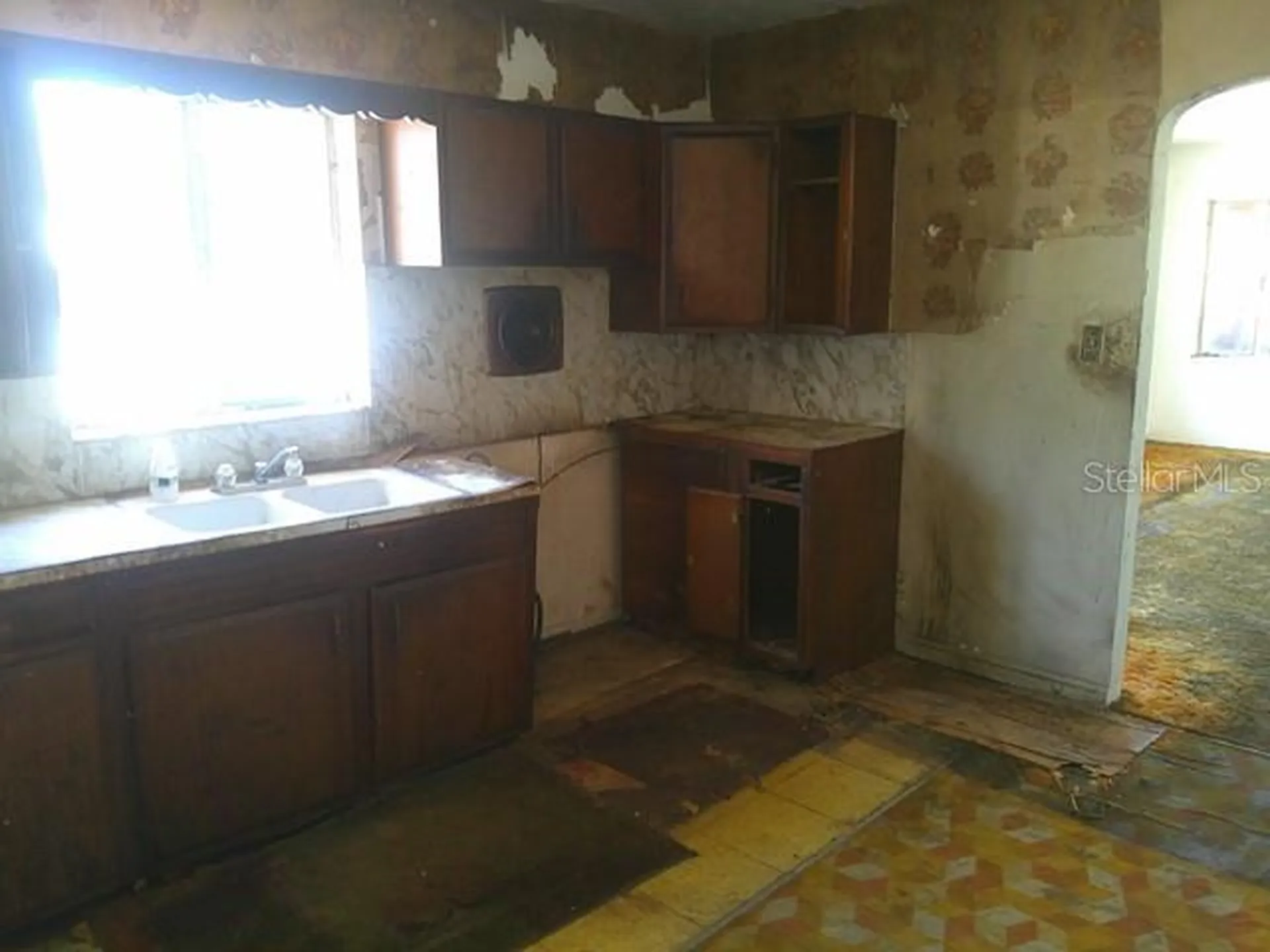 2040 22nd Avenue S St Petersburg FL 33712