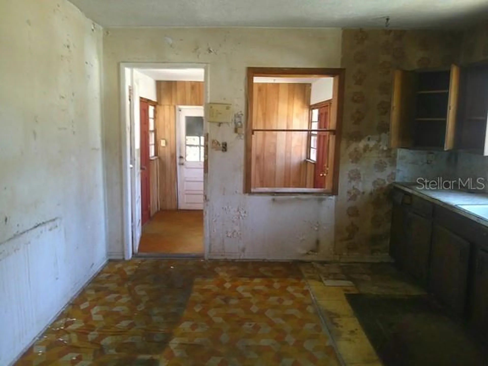 2040 22nd Avenue S St Petersburg FL 33712