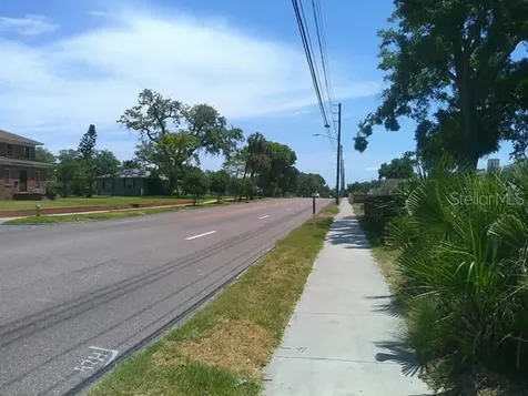 2040 22nd Avenue S St Petersburg FL 33712
