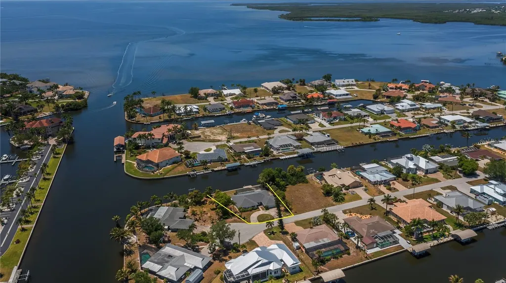 137 Sinclair Street SE Port Charlotte FL 33952