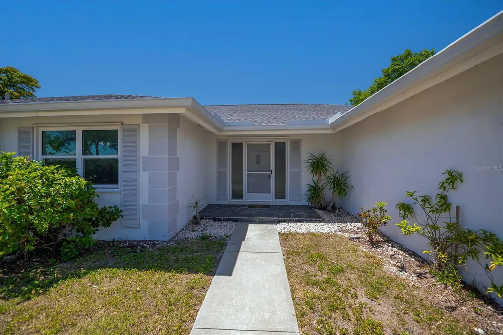 137 Sinclair Street SE Port Charlotte FL 33952