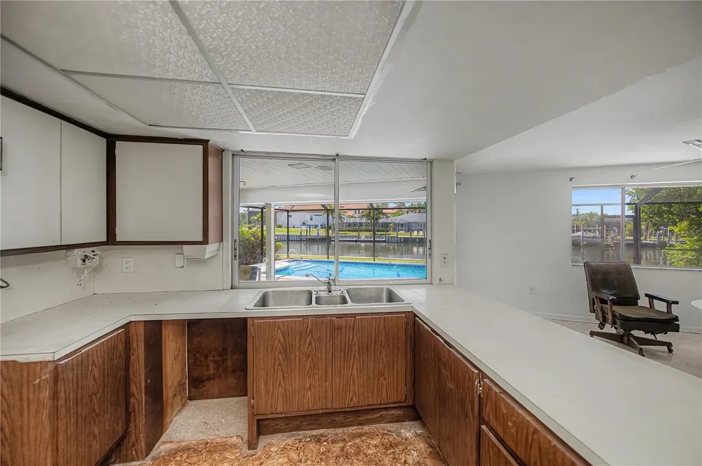 137 Sinclair Street SE Port Charlotte FL 33952