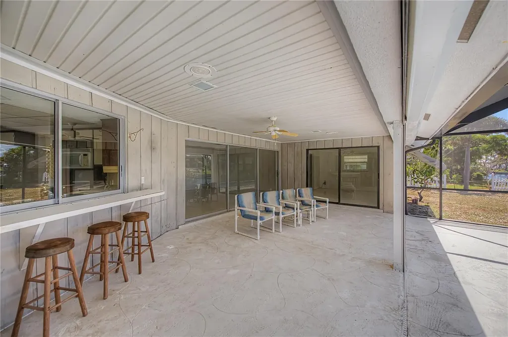 137 Sinclair Street SE Port Charlotte FL 33952