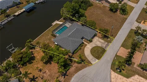 137 Sinclair Street SE Port Charlotte FL 33952