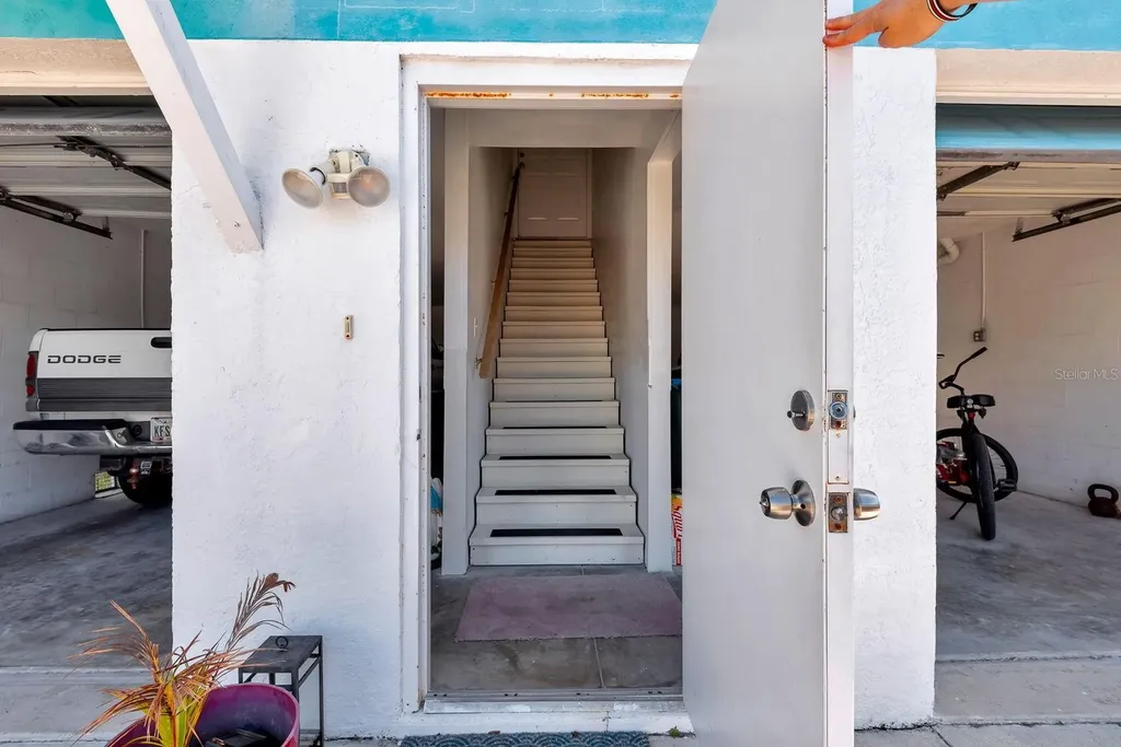 2409 Avenue B Bradenton Beach FL 34217
