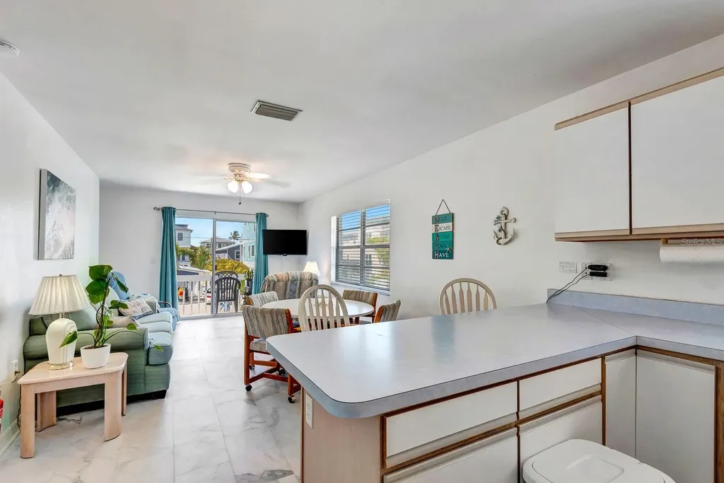 2409 Avenue B Bradenton Beach FL 34217