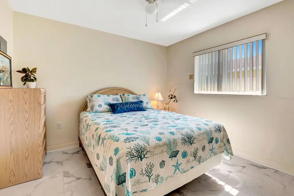 2409 Avenue B Bradenton Beach FL 34217