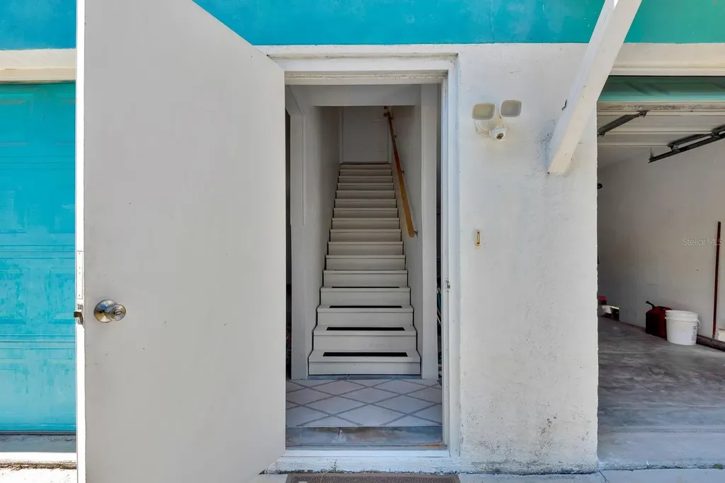 2409 Avenue B Bradenton Beach FL 34217