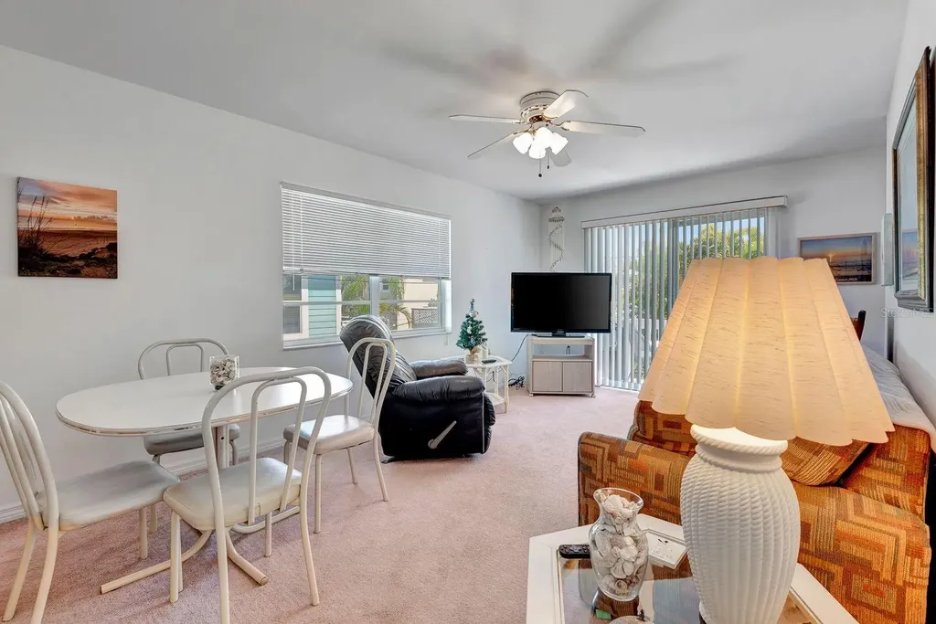 2409 Avenue B Bradenton Beach FL 34217