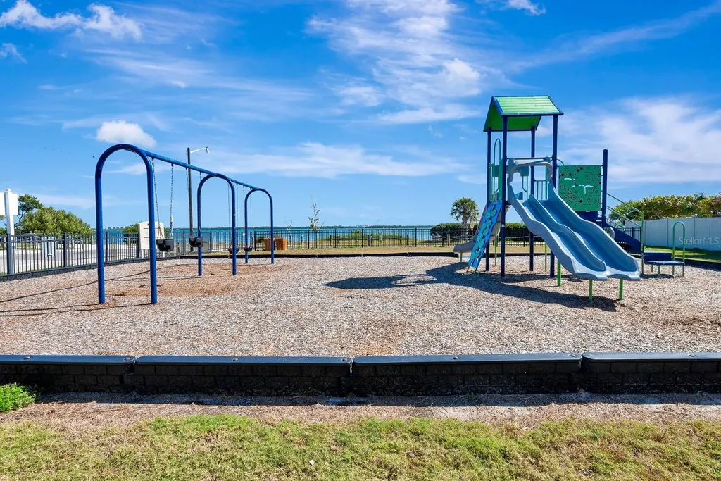 2409 Avenue B Bradenton Beach FL 34217