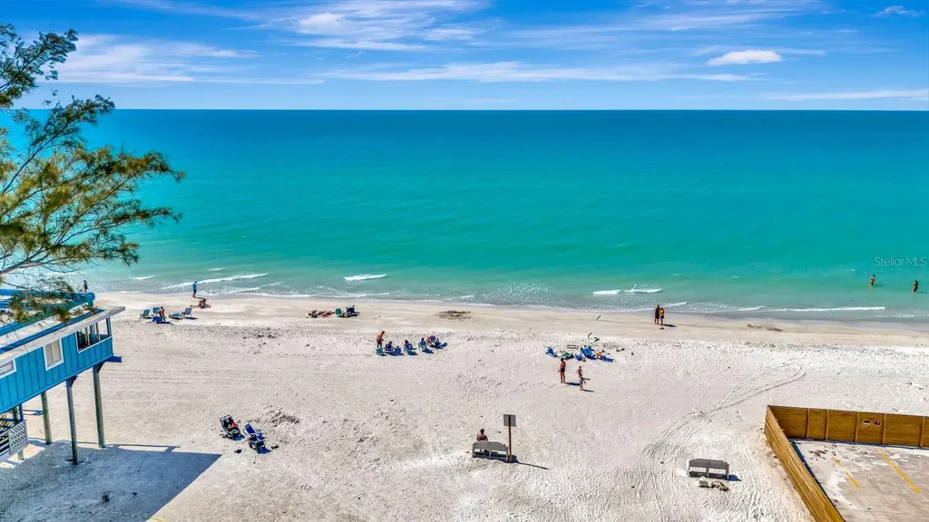 2409 Avenue B Bradenton Beach FL 34217
