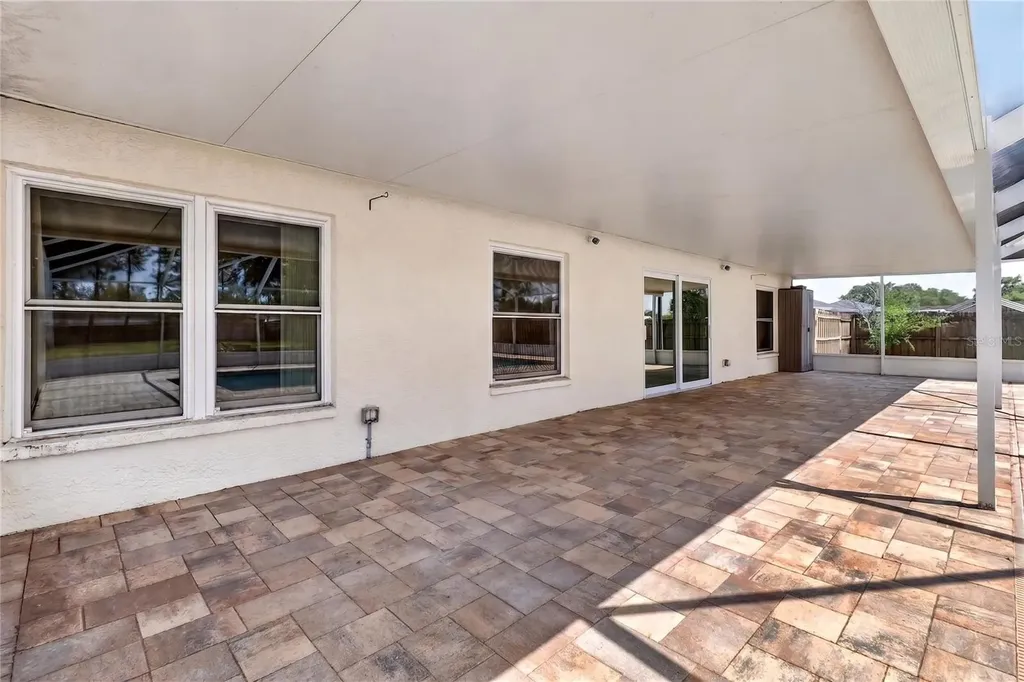 12119 Colonial Estates Lane Riverview FL 33579