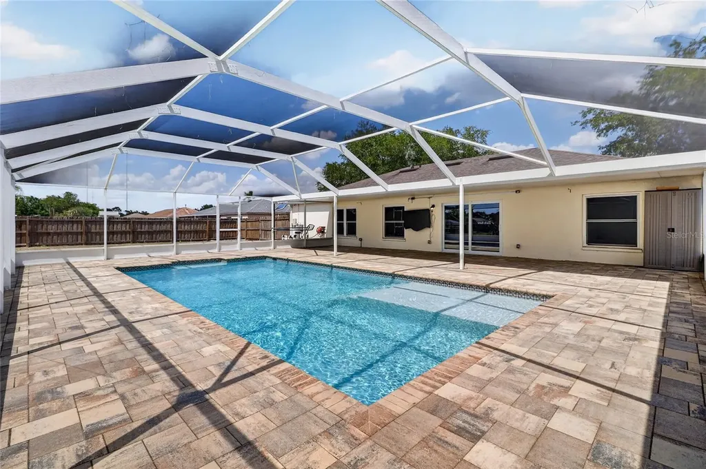 12119 Colonial Estates Lane Riverview FL 33579