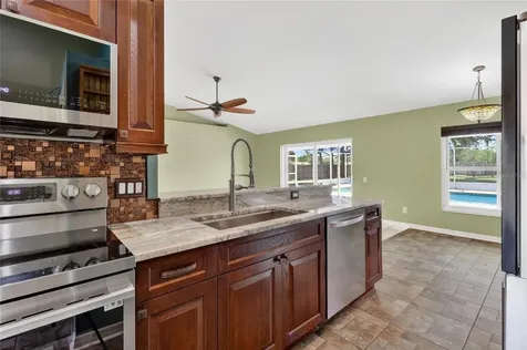 12119 Colonial Estates Lane Riverview FL 33579