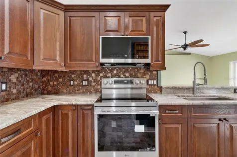 12119 Colonial Estates Lane Riverview FL 33579