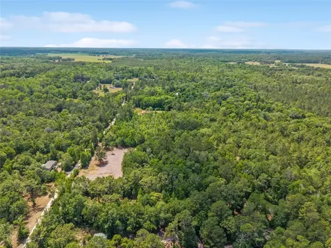 4814 NW 244 Avenue Alachua FL 32615