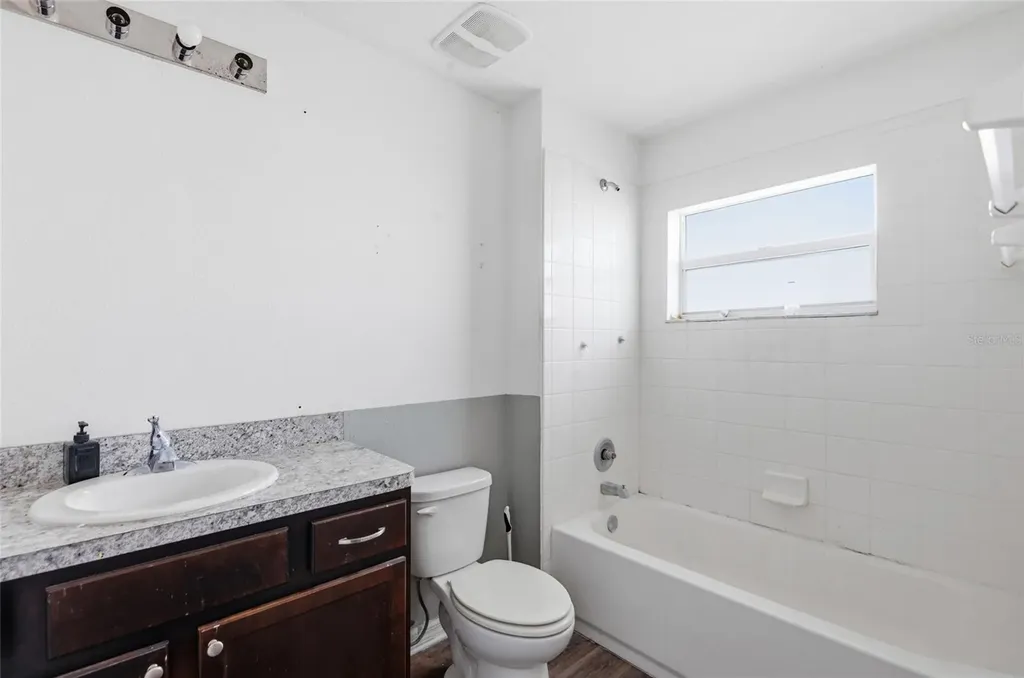1520 9th Street SE Ruskin FL 33570