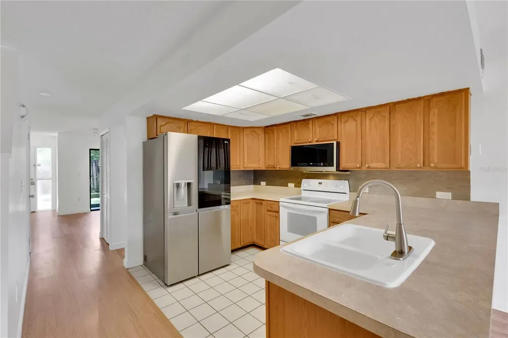 1329 Windsor Drive Kissimmee FL 34741