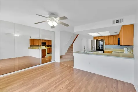 1329 Windsor Drive Kissimmee FL 34741