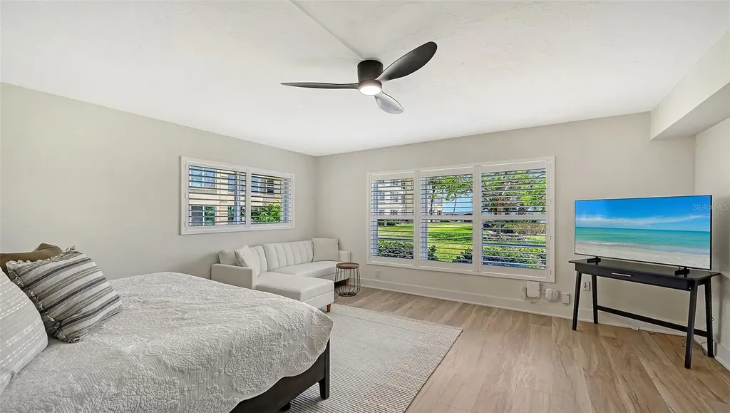 3808 Gulf Of Mexico Drive Longboat Key FL 34228