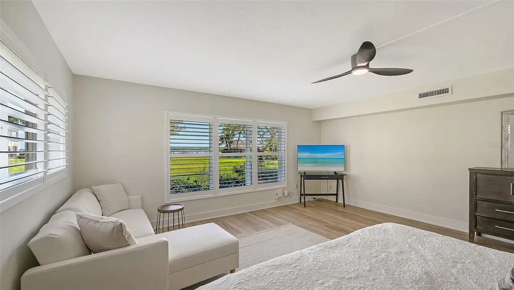 3808 Gulf Of Mexico Drive Longboat Key FL 34228