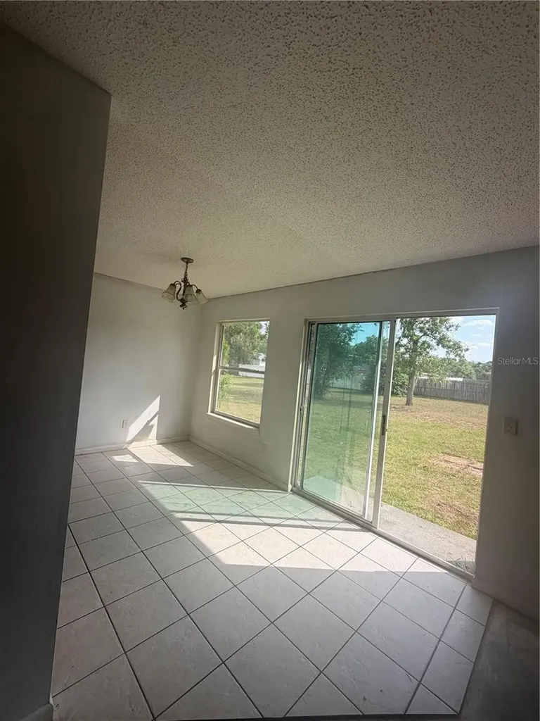 9328 SE Maricamp Road Ocala FL 34472