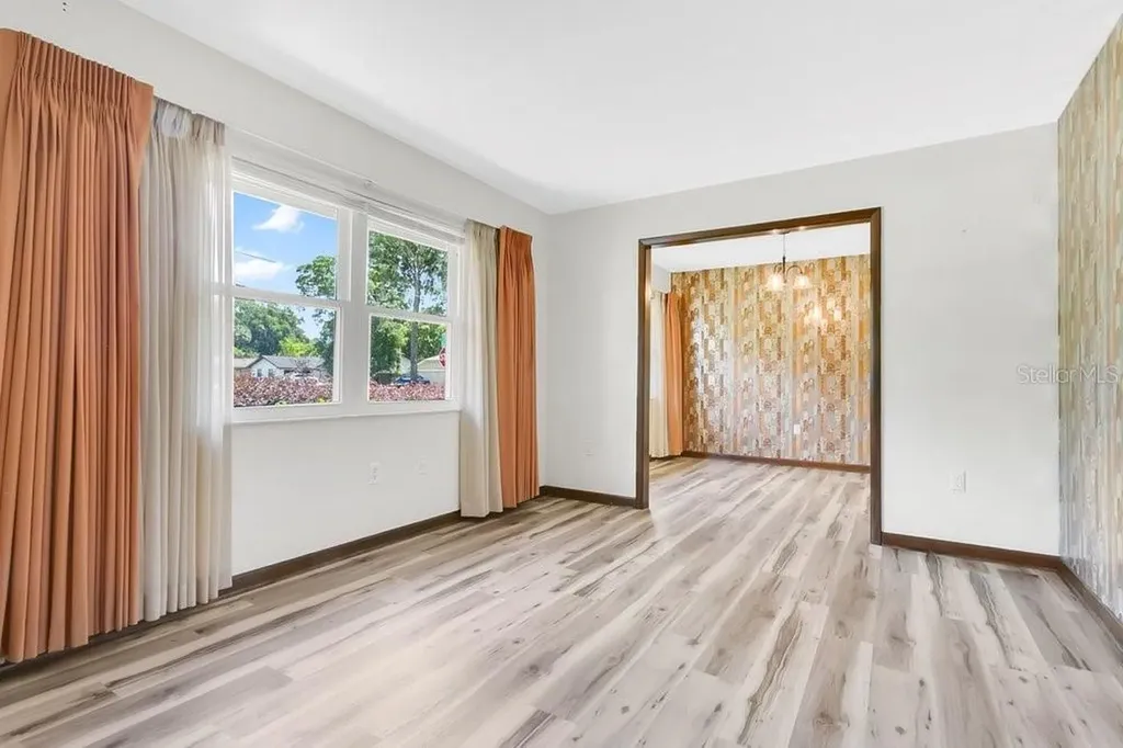 1195 Heidi Court Deland FL 32720