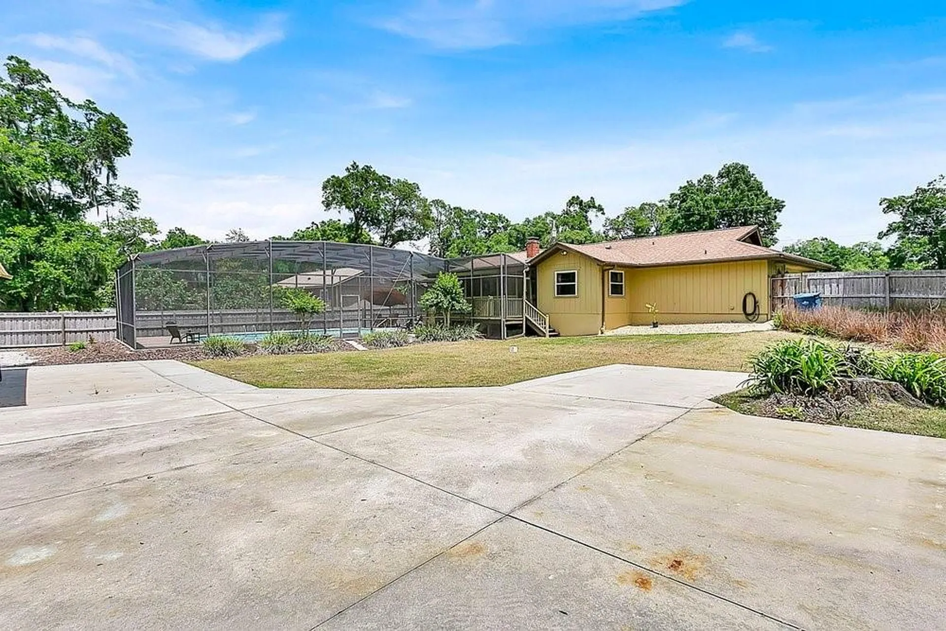 1195 Heidi Court Deland FL 32720